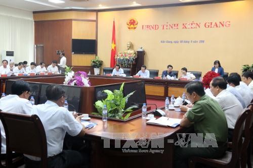 Vize-Parlamentspräsident Phung Quoc Hien besucht Kien Giang - ảnh 1